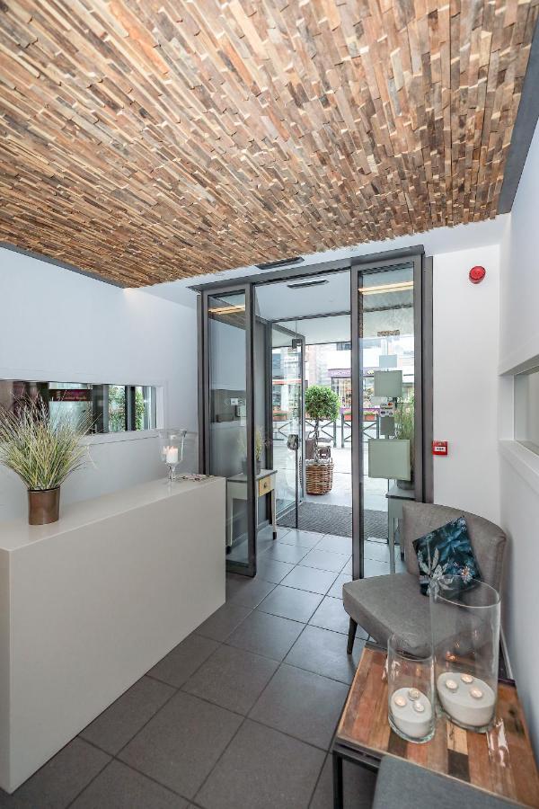 Couleur Basilic Aparthotel Rochefort Εξωτερικό φωτογραφία